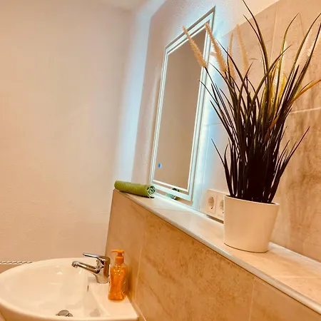 Odw Homes - Small Cozy Old Town Apartman Weinheim